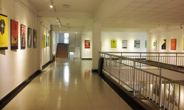 竟博电竞官网举办迎新画展