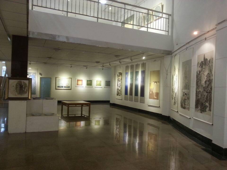 竟博电竞官网美术学专业（国画方向）2014届毕业生作品展开幕。