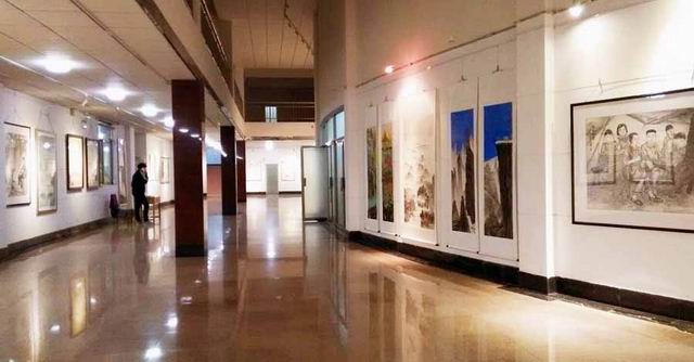 竟博电竞官网举办国画毕业创作展