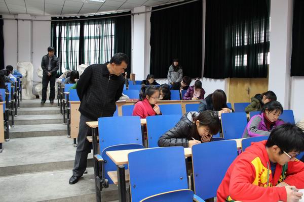 竟博电竞官网下半年院级党课结束