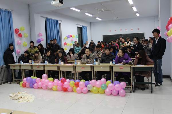 辩响青春 魅力口才 ——竟博电竞官网第三届辩论赛圆满结束